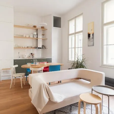 Daire Days - Spacious Designer In Center - Powder Tower Prag