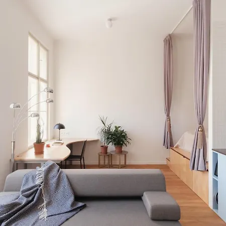 Days - Spacious Designer In Center - Powder Tower Daire Prag
